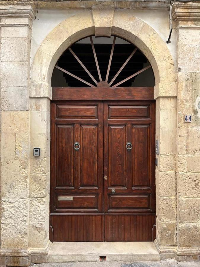 Il Nido Di Aretusa Apt By Addler House Ospitality Syrakusa Exteriör bild